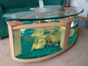Овальный журнальный столик - аквариум